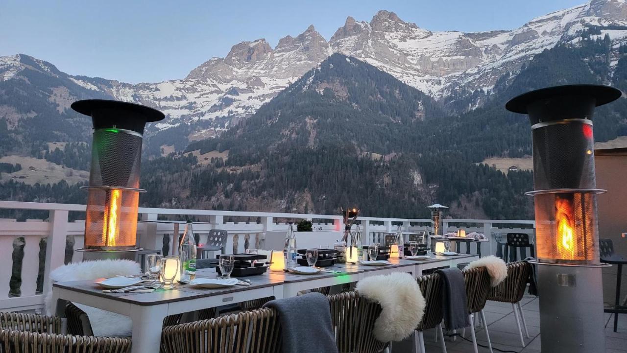 Hotel Le White - Le 42 Restaurant Champery Exterior photo